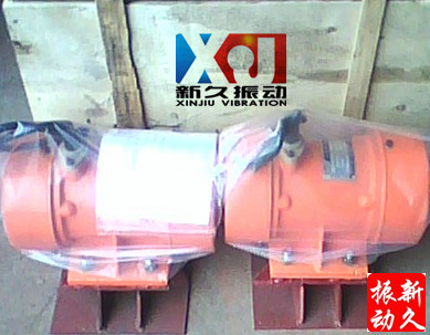 倉(cāng)壁振動(dòng)器
