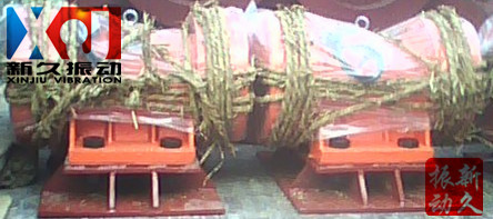 倉壁振動器 倉壁振動器