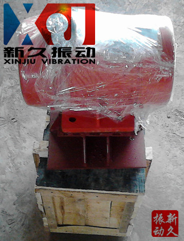 倉壁振動器 倉壁振動器