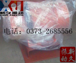 倉壁振動器 倉壁振動器