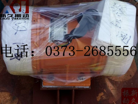 倉壁振動器 倉壁振動器